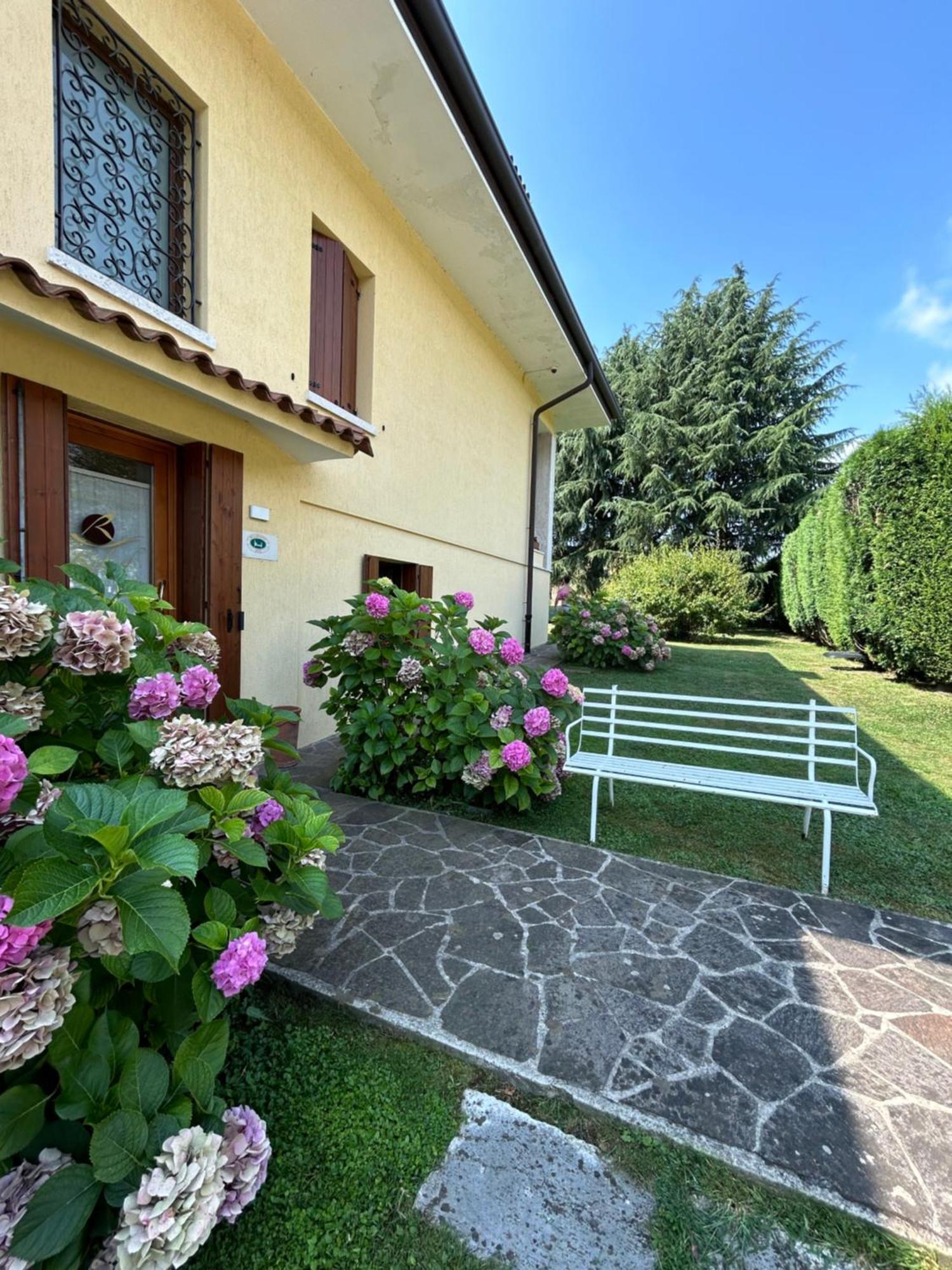 B&B Relief Possagno ภายนอก รูปภาพ